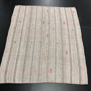 Natürliche türkische Kelim, Vintage Kelim, ethnische Kelim, dekorative Kilim, Tribal Kilim, antike Kelim, Kelim, Kelim Teppich, 7,9 ft x 6,5 ft, C965