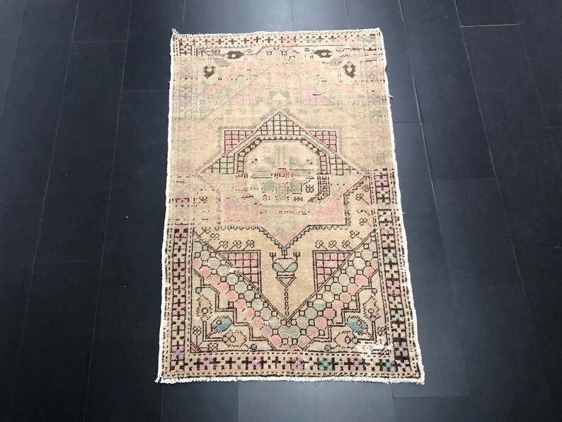 Ethnic Rug Aztec Rug Wool Rug SKU:M75 Geometric Design Turkish Rug 6 ft x 3.8 ft Turkish Anatolian Rug Bohemian Rug Distressed Rug
