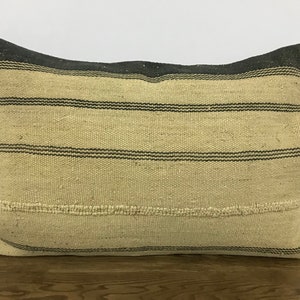 Beige Lumbar pillow, Tribal Pillow, vintage Turkish pillow, Beige Kilim Pillow,Stripe Kilim Pillow, Antique Kilim pillow, 16x24 inc, 412