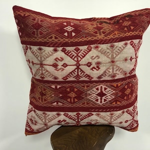 Bohemian Living Room pillow, Turkish pillow, wool Pillow, Handmade Pillow, Vintage pillow, Red and Almond pillow, Pillow Cover 20x20, B419