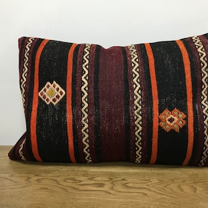 Kilim Lumbar Pillow, Turkish Kilim Pillow, Decorative Lumbar Pillow, Handmade Pillow, Tribal Pillow, Antique Kilim Pillow 16x24 inc 974