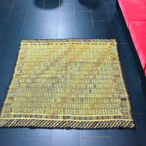 Tribal Turkish Kilim, Antique Kilim Rug, Traditional wool kilim, Decorative Turkish Kilim, Vintage Turkish Kilim, Yellow kilim 5x5 ft, C1604
