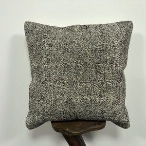 Black White Kilim Pillow, Traditional Pillow, Kilim Pillow, Turkish Pillow, Antique Pillow, Vintage Pillow, Sofa Pillow Case 20x20 inc, B334