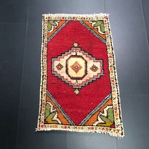 Decorative Small Rug, Turkish Rug, Red Oushak Small Rug, Vintage Rug, Boho Decor Rug, Handmade Small Rug, Red DoorMat, 2.8 ft x 1.7 ft SKU:4
