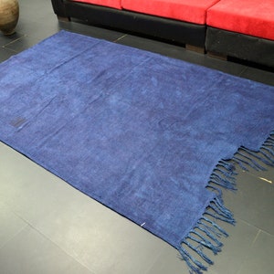 Blauw hennepkleed, modern kelim-tapijt, Turkse biologische kilim, antieke huisdecor kilim, boho decor kilim, Turks hennepkleed, 7,6 ft x 3,9 ft, C1978
