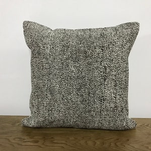 Turkish Kilim pillow, Black and White Kilim Pillow, Decorative pillow, Handwoven pillow, Modern Anatolian Pillow, Tribal Pillow 20x20, B301
