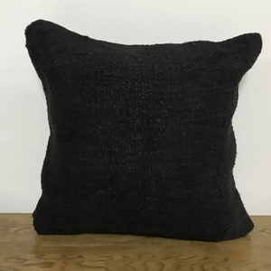Oreiller turc noir, oreiller de chanvre, oreiller de sofa, oreiller organique, coussin turc, oreiller tissé à la main, couverture d’oreiller moderne, oreiller 20x20, B304