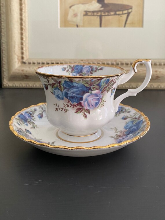 Royal Albert Moonlight Rose Men
