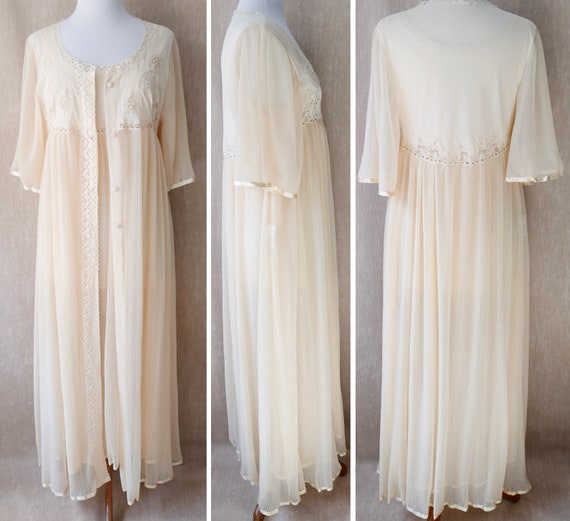 Vintage Rare Pleated Empire Waist Nightgown & Rob… - image 1