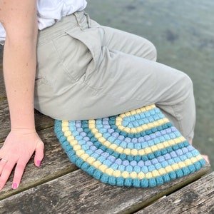 Seat cushion crochet pattern, Rainbow seating pad, Crochet kids seat mat, Easy chair seating rug patterns gift, Rainbow crochet pattern pdf image 3