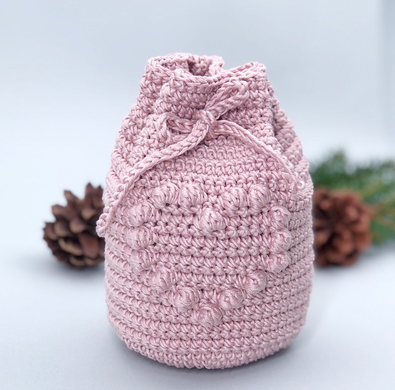 Heart gift bag crochet pattern, Drawstring pouch crochet patterns, Small Christmas bag pattern, Mini bag, Mothers day gift crochet pattern image 7