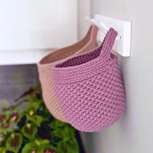 Hanging plant basket crochet pattern, 2 sizes, Wall hanging baskets crochet patterns, Modern home decor teardrop planter hanger, PDF pattern