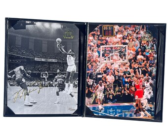 Book Set of 2 Gold Leaf Autograph Micheal Jordan Photos
