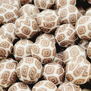 SET OF 10, Brown and White Western Print Round Beads, 15mm Aztec Print Round Silicone Beads, Printed Round Pen Beads, Beads For Wristlet