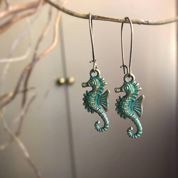 Seahorse Earrings, Nautical Earrings, Ocean Jewelry, Beach Jewelry, Summer Earrings, Nautical Jewelry, Ocean Life Earrings, Seahorse Jewelry