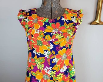 Vintage 60s / 70s Handmade Vibrant Floral Barkcloth Sleeveless Maxi Kaftan / Tiki Bar Dress