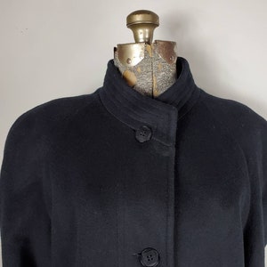 Vintage 80s Wellington Fashions Women's Black Wool Blend Overcoat / Coat