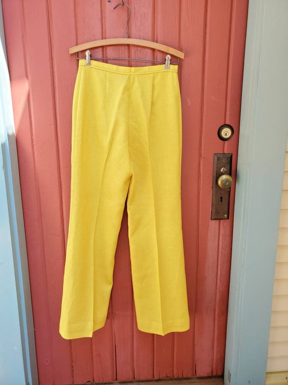 Vintage 60s / 70s Pan Trends Yellow Pantsuit w/ B… - image 8