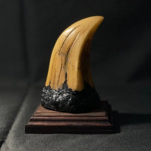 Godzilla 2002 Replica Suit Claw Prop