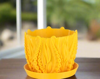 Small Octopus Tentacles Undersea Planter, Lemon Yellow, 4-inch Pot