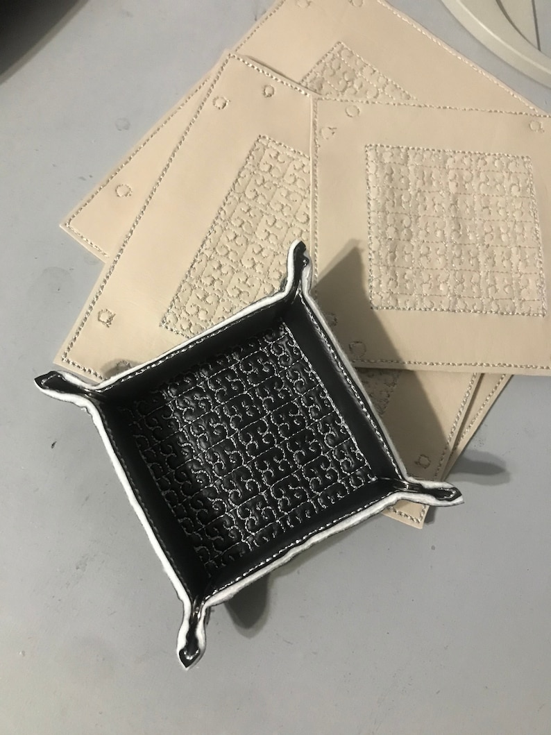 Embroidered Snap Trays