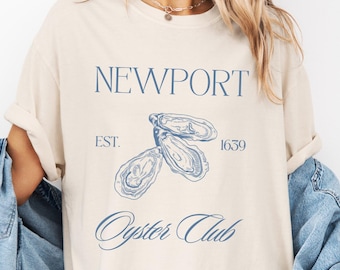 ニューポート RI ビーチクラブ Tシャツ | コンフォートカラーズ 1717 オーバーサイズ コースタル Tシャツ | プレッピー ニューイングランド サマー Tシャツ | ニューポート ロードアイランド ギフト
