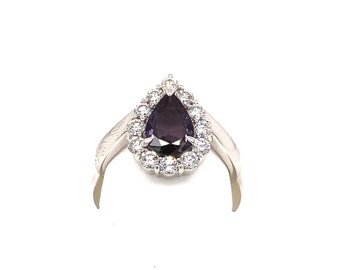 Natural  GIA Certified Pear Alexandrite 1.08 carat & Diamond Platinum Ring