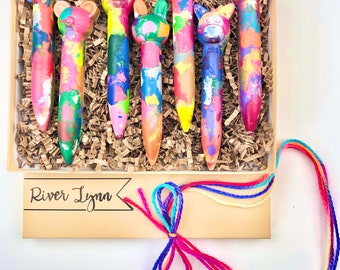 Animal Crayons - Rainbow Animal Stick Crayons - Toddler Crayons - Stocking Stuffer for Kids - Birthday Kids Crayons - Toddler's Gifts