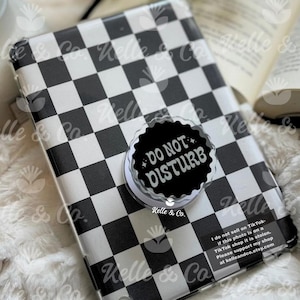 Do not Disturb MagSafe Kindle Grip | Kobo grip | Kindle Holder | Kindle Accessories | Phone Holder | Ereader accessories | Bookish gifts