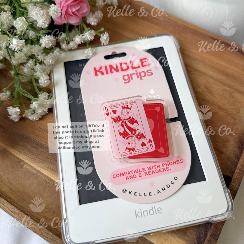 Queen of books MagSafe Kindle Grip | Kindle Holder | Kindle Accessories | Phone Holder | Ereader accessories | Bookish gift for her