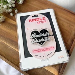 Bookish Baddie MagSafe Kindle Grip | Kindle  Holder | Kindle Case Accessories | Phone Holder | Ereader accessories | Bookish gifts for her