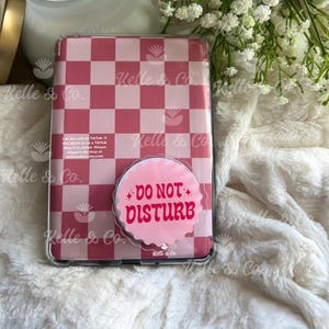 Do not Disturb MagSafe Kindle Grip | Kobo grip | Kindle Holder | Kindle Accessories | Phone Holder | Ereader accessories | Bookish gifts