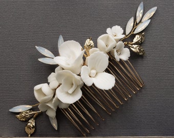 Elegant bridal hair comb, Floral Bridal Hair Comb, Gold Bridal Hair Accessories, Silver Wedding Hair Comb, Pearl, Rhinestone Bride Headpiece