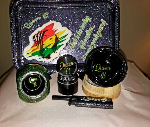 Custom Bob Marley Weed Rolling Tray Set With Grinder. - Etsy Custom Bob Marley Weed Rolling Tray Set With Grinder. - Etsy