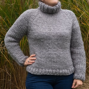 Modello di maglia a maglia grossa per donna, modello di maglia a collo alto per donna, modello di maglia a maglia per principianti, modello di maglia raglan facile da lavorare a maglia