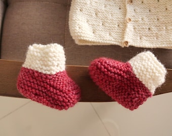 Strawberry Seed Baby Booties Knitting Pattern - easy straight needles knitted baby booties pattern - knitting for baby PDF pattern