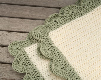 baby blanket crochet pattern easy, crochet blanket pattern two color, scalloped crochet edge baby blanket, baby blanket crochet pattern girl