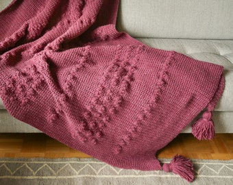Modern throw blanket crochet pattern, blanket with tassels, blanket in 4 sizes, baby blanket, romantic throw blanket, beginner blanket