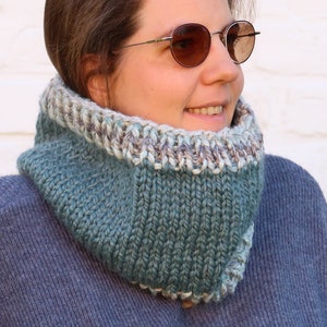Chunky Cowl Knitting Pattern, easy knit cowl pattern, quick scarf knitting pattern, super bulky knitting cowl pattern for men and women