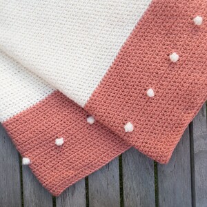 Easy crochet blanket pattern beginner, 2 color crochet blanket border pattern, 10 sizes from crochet blanket baby pattern to king size image 3