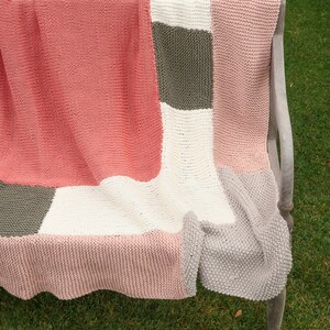 Blanket knitting pattern beginner, knit blanket chunky, knit blanket pattern seed stitch and easy blanket stitch, knit afghan pattern, throw image 5