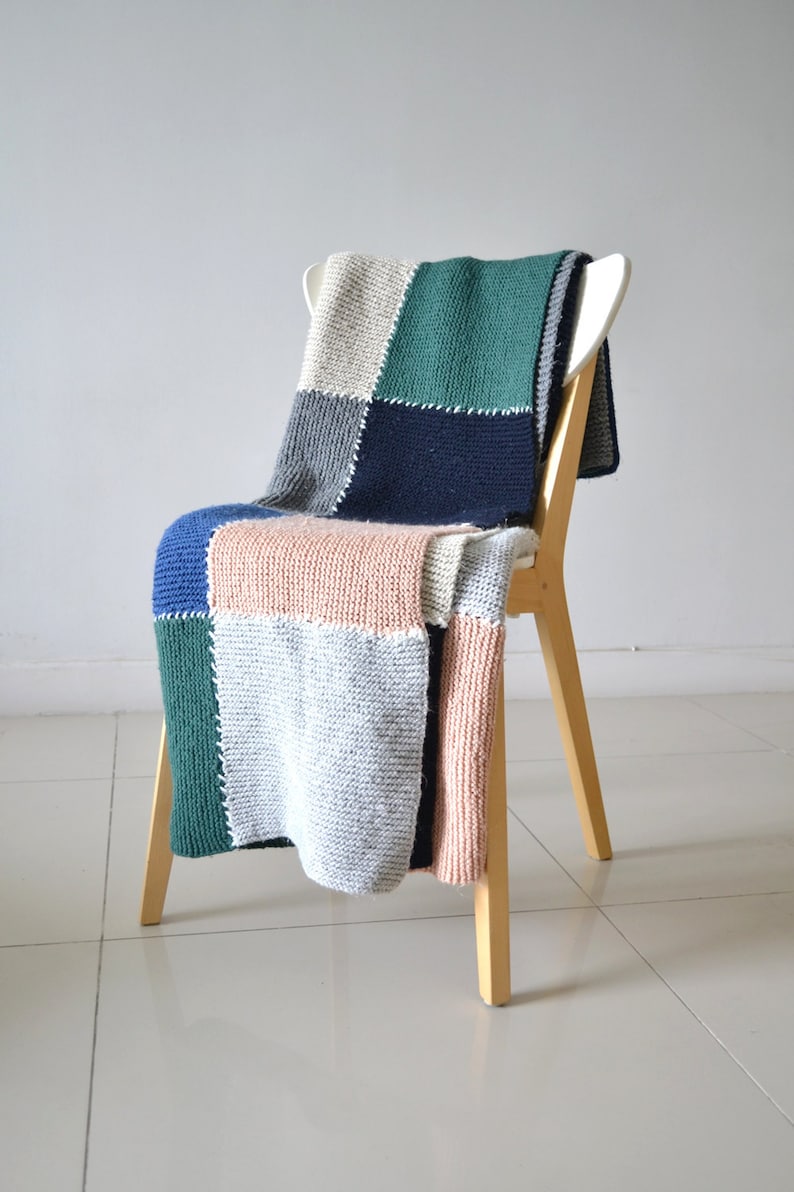 DIY easy blanket knitting pattern, knit throw pattern photo tutorial, housewarming knit pdf blanket, easy afghan pattern, easy knit blanket image 2