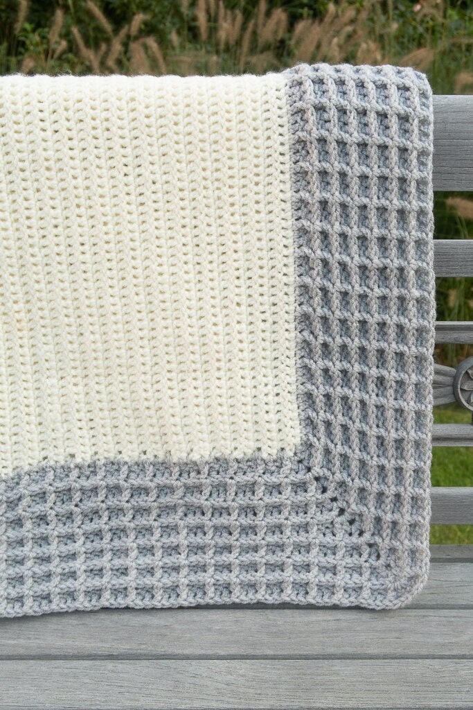 39 Crochet Borders with Lace, Scallops, Frames, and Table Runners 23 Waffle stitch crochet blanket pattern easy