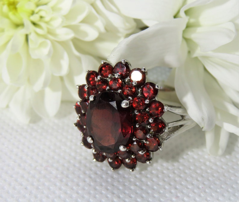 Vintage Sterling Silver Retro Modern Vintage 1990/'s Garnet Cluster Ring