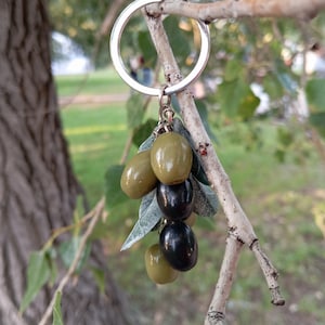 Olives Keychain - Polymer Clay Berry - Birthday Gift - Mother&#39;s Day - Olives Bunch of Olives Keychain - Green Olive Black Keychain - For Her