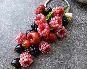 Schlüsselanhänger Beeren Mix - Accessoire - Fimo Beeren - Für Sie - Weihnachten Schlüsselanhänger - Rot Schwarzer Schlüsselanhänger - Schlüsselanhänger zum Muttertag