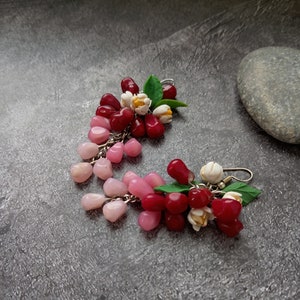 Pendientes flores de granada - Flores de arcilla polimérica - Accesorios de cumpleaños - Regalo para el Día de la Madre para mujer Regalo para ella pendientes burdeos