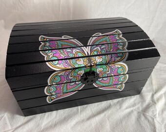 Caja de mariposa de papel de aluminio negro