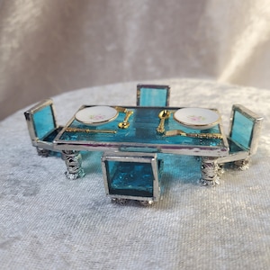 Muebles de vidrieras en miniatura