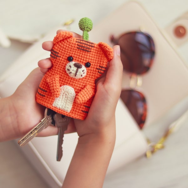 PATTERN: Crochet Key Cover | Tiger amigurumi | Cozy Key Holder  | Key Chain English Tutorial | Key Case DIY